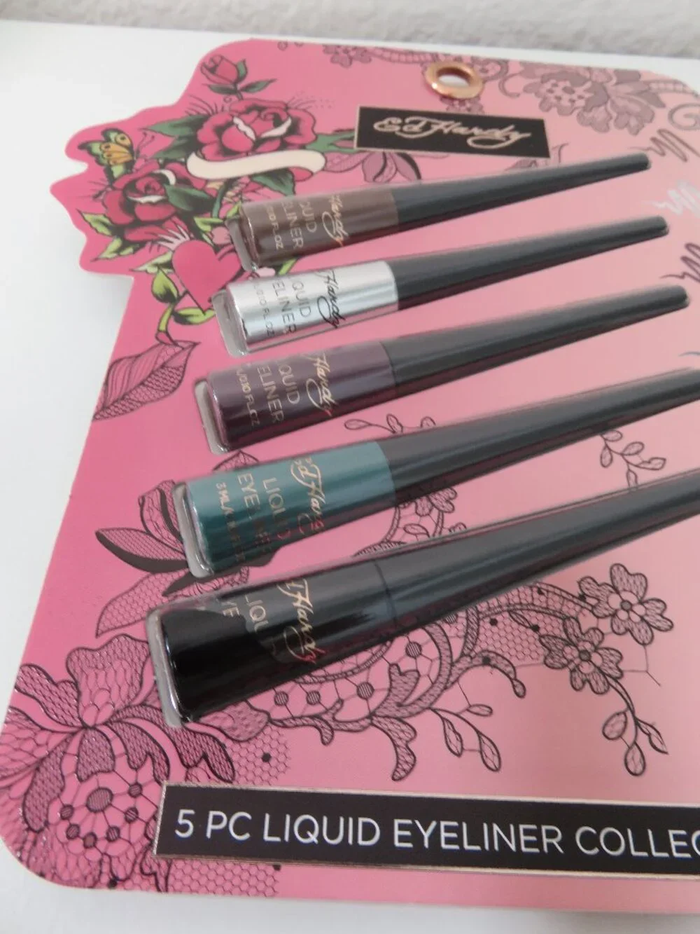 (#137)  Ed Hardy 5 pc Liquid Eyeliner Collection Set